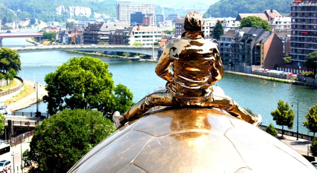 Paradonotologie à Namur